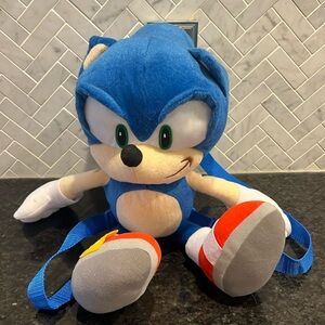 NWT sonic the hedgehog hog back pack
